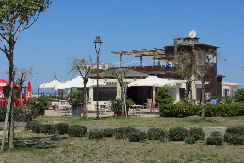 Hotel Betty Rimini Exterior photo